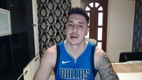 Snapshot of sanchezerik4 chatting on January 15, 7:59 am Sanchez Erik online show from January 15, 7:59 am
