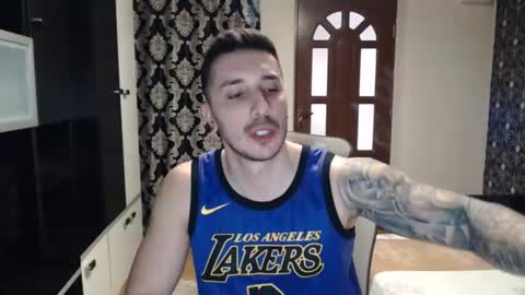 Snapshot of sanchezerik4 chatting on January 22, 9:24 am Sanchez Erik online show from January 22, 9:24 am