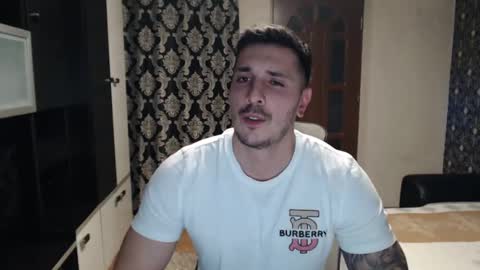 Snapshot of sanchezerik4 chatting on January 22, 3:29 pm Sanchez Erik online show from January 22, 3:29 pm