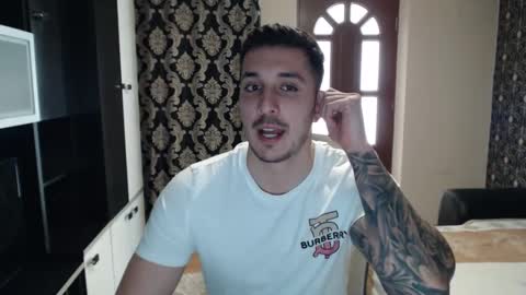 Snapshot of sanchezerik4 chatting on January 27, 12:05 pm Sanchez Erik online show from January 27, 12:05 pm