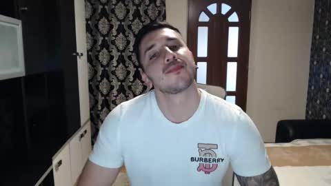 Snapshot of sanchezerik4 chatting on January 28, 8:04 am Sanchez Erik online show from January 28, 8:04 am
