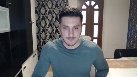 Snapshot of sanchezerik4 chatting on January 28, 2:21 pm Sanchez Erik online show from January 28, 2:21 pm