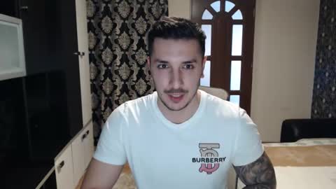 Snapshot of sanchezerik4 chatting on January 29, 7:57 am Sanchez Erik online show from January 29, 7:57 am