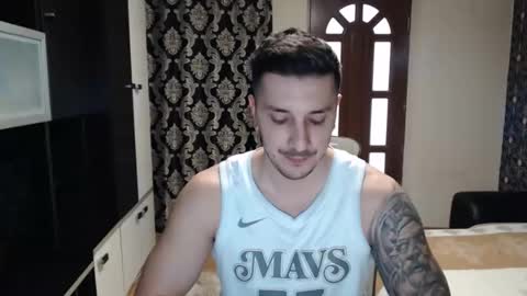 Snapshot of sanchezerik4 chatting on February 5, 8:32 am Sanchez Erik online show from February 5, 8:32 am
