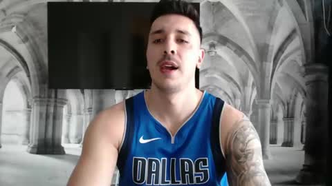 Snapshot of sanchezerik4 chatting on February 13, 6:41 am Sanchez Erik online show from February 13, 6:41 am