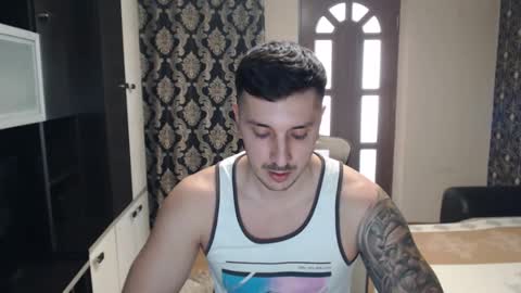 Snapshot of sanchezerik4 chatting on February 14, 1:08 pm Sanchez Erik online show from February 14, 1:08 pm