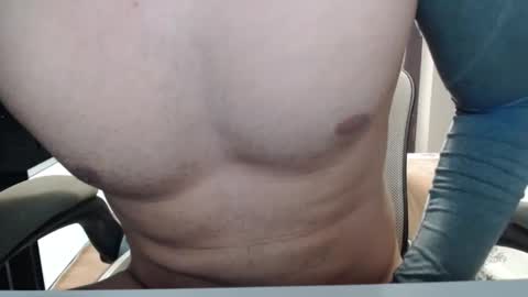 Snapshot of sanchezerik4 chatting on February 19, 11:17 am Sanchez Erik online show from February 19, 11:17 am