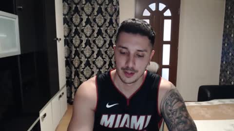 Snapshot of sanchezerik4 chatting on February 26, 3:08 pm Sanchez Erik online show from February 26, 3:08 pm