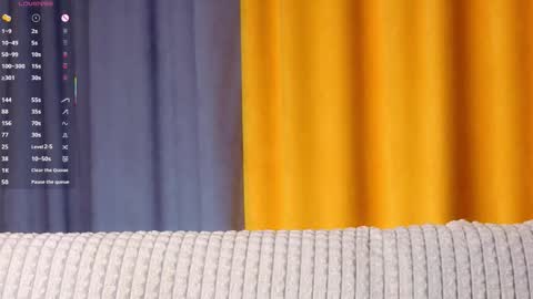 Snapshot of sandili chatting on February 23, 1:14 am Isabel but you can call me Bella online show from February 23, 1:14 am