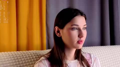 Snapshot of sandili chatting on February 28, 1:17 am Isabel but you can call me Bella online show from February 28, 1:17 am