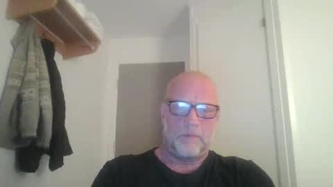 Snapshot of sandnesrune523 chatting on March 18, 6:55 pm sandnesrune523 online show from March 18, 6:55 pm