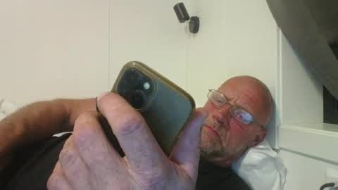 Snapshot of sandnesrune523 chatting on June 13, 9:02 pm sandnesrune523 online show from June 13, 9:02 pm