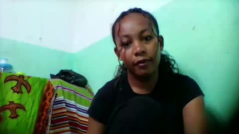 sandra1253099 online show from December 17, 6:30 am