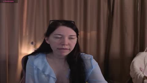 Snapshot of sandra_rosss chatting on May 20, 1:23 am Sandra online show from May 20, 1:23 am