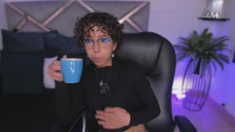 SANDRA online show from May 21, 2:40 am