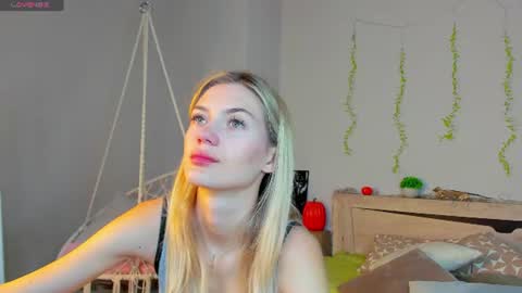 Snapshot of sandraa_anderson chatting on July 8, 12:04 am sandraa_anderson online show from July 8, 12:04 am