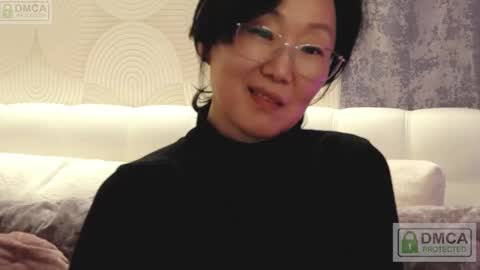 Sandra online show from March 3, 3:42 pm