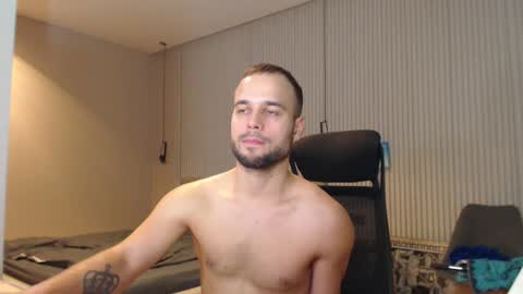 Snapshot of sandro_best chatting on February 21, 4:16 pm DeAlex online show from February 21, 4:16 pm