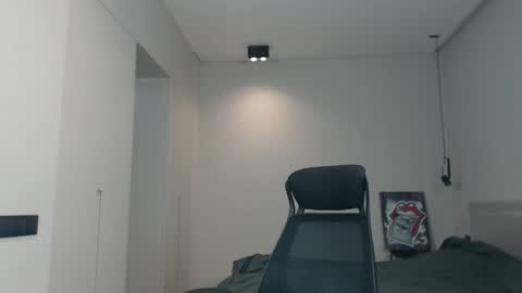 DeAlex online show from April 5, 9:06 am