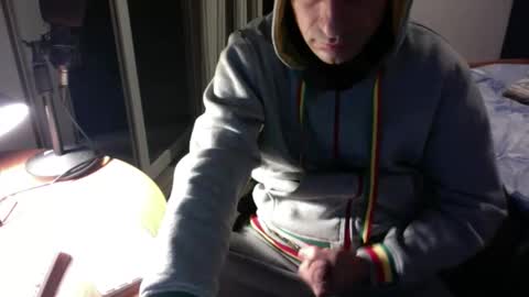 Snapshot of sandropertoni chatting on February 28, 7:04 pm lucas online show from February 28, 7:04 pm