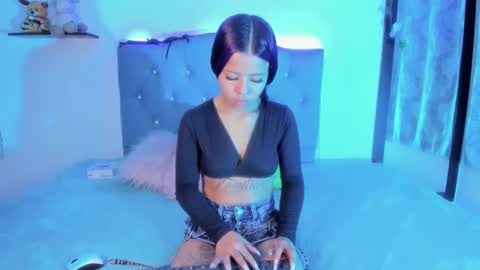 Sandy online show from February 11, 9:42 pm