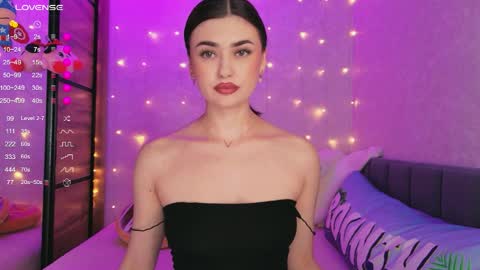 Sandy online show from April 11, 9:46 am