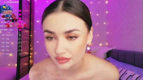 Sandy online show from June 1, 1:13 pm