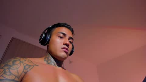 Santi Ferrer online show from May 22, 2:19 am