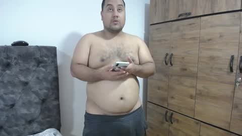 Snapshot of santi_hothot chatting on September 27, 8:25 pm Santiago online show from September 27, 8:25 pm