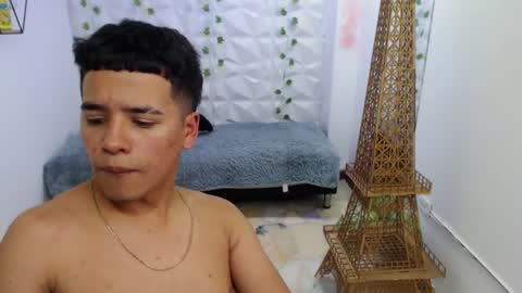 Santiago online show from June 15, 11:07 pm