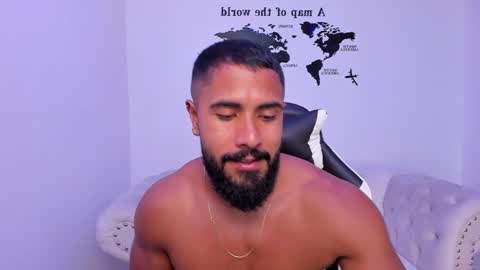 santiago_huntt online show from September 10, 2:11 am