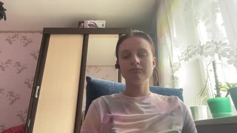 Snapshot of santinagillingham chatting on March 21, 7:13 am Sofia online show from March 21, 7:13 am