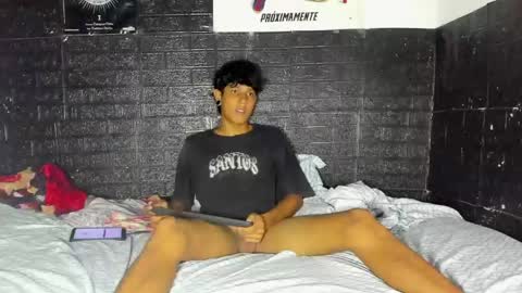 santos online show from May 6, 3:46 am