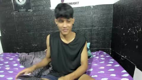 santos online show from May 21, 4:41 am