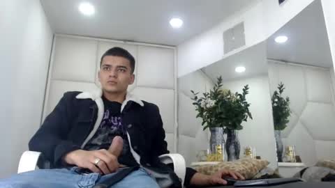 Snapshot of santtiibuck chatting on February 27, 12:16 pm SanttiiBuck online show from February 27, 12:16 pm