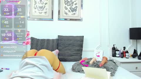 Snapshot of santy_carrington chatting on January 21, 1:08 am Santiago Carrington online show from January 21, 1:08 am