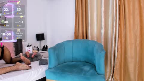 Snapshot of santy_carrington chatting on February 4, 5:10 am Santiago Carrington online show from February 4, 5:10 am