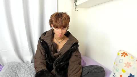 Snapshot of santy_kitty chatting on January 13, 5:55 am kitty online show from January 13, 5:55 am