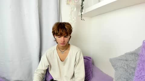 Snapshot of santy_kitty chatting on January 19, 3:08 am kitty online show from January 19, 3:08 am