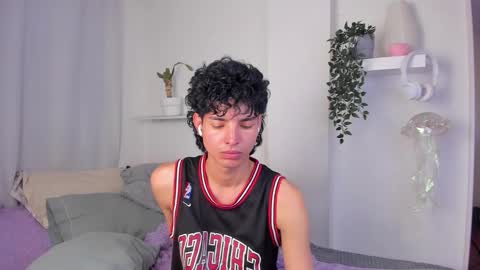 kitty online show from February 3, 2:53 am