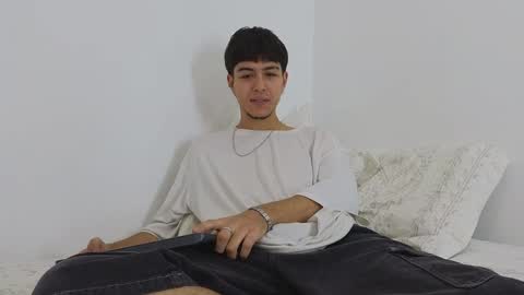 Snapshot of santybig18 chatting on December 17, 5:58 pm santybig18 online show from December 17, 5:58 pm