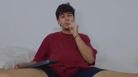 Snapshot of santybig18 chatting on February 21, 7:12 am santybig18 online show from February 21, 7:12 am