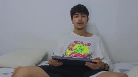 Snapshot of santybig18 chatting on November 14, 5:17 am santybig18 online show from November 14, 5:17 am