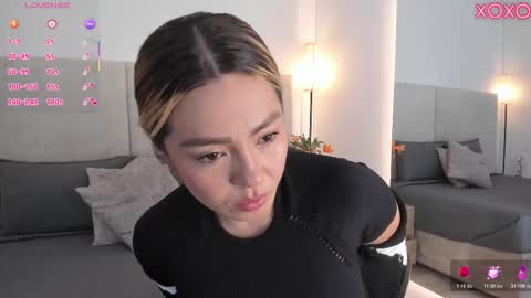 Saori  online show from February 18, 11:39 am