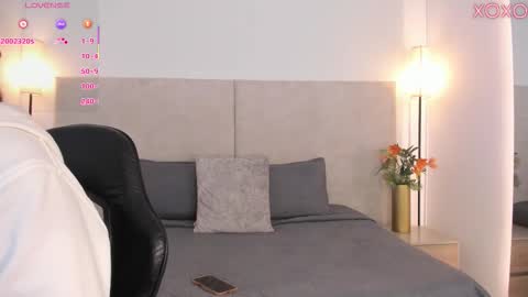 Saori  online show from March 18, 11:35 am