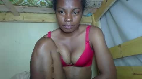 Snapshot of saphiana chatting on September 20, 12:44 am saphia online show from September 20, 12:44 am