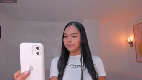 Snapshot of saphirajames chatting on May 29, 2:31 am Saphira James online show from May 29, 2:31 am