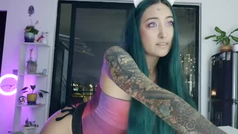 Snapshot of sapphire_mei866 chatting on May 26, 1:34 am safir online show from May 26, 1:34 am