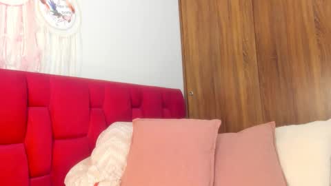 Sara online show from November 20, 9:36 pm