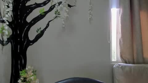    online show from September 13, 12:05 pm